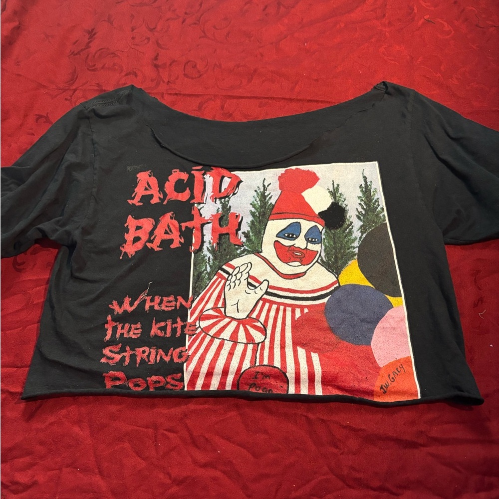 Black Acid Bath When The Kite String Pops Graphic Crop Top